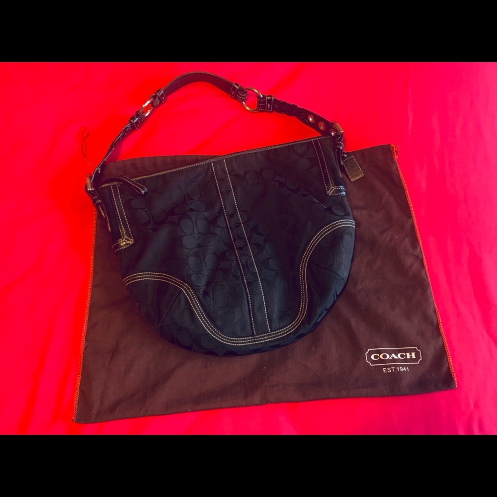 COACH | Black Signature HOBO Handbag